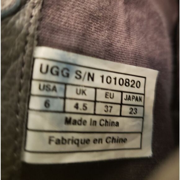 UGG Boots Size 6 - Picture 7 of 7